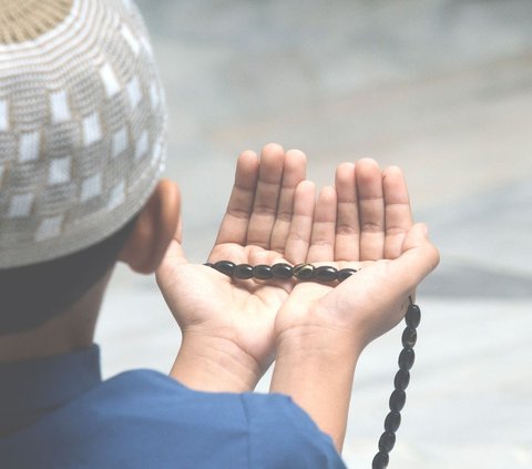5 Prayers to Make it Easier to Seek Halal Sustenance, Both Materially and Spiritually