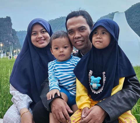 Warm Portrait of the Family of Ustaz Abdul Somad, Who Likes to Invite His Children to Preach