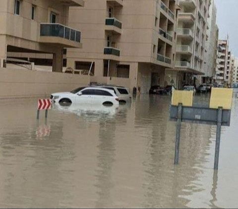 Dubai Kebanjiran, Gajian PNS UEA Dipercepat