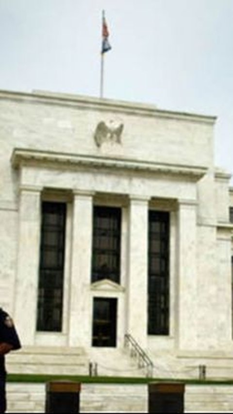 Suku Bunga Acuan The Fed Diprediksi Tak Jadi Turun Karena Ini<br>