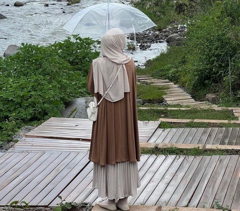 Feminine Style with Brown Tunics, Look More Sweet