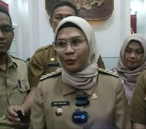 Dapat Restu Jokowi, Sendi Fardiansyah Sespri Iriana Daftar ke PDIP untuk Maju Pilkada Bogor