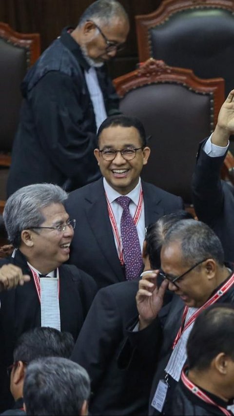 Puji Sebagai Patriot, Anies Baswedan Yakin Prabowo Subianto Paham Perlunya Oposisi

Translation: 