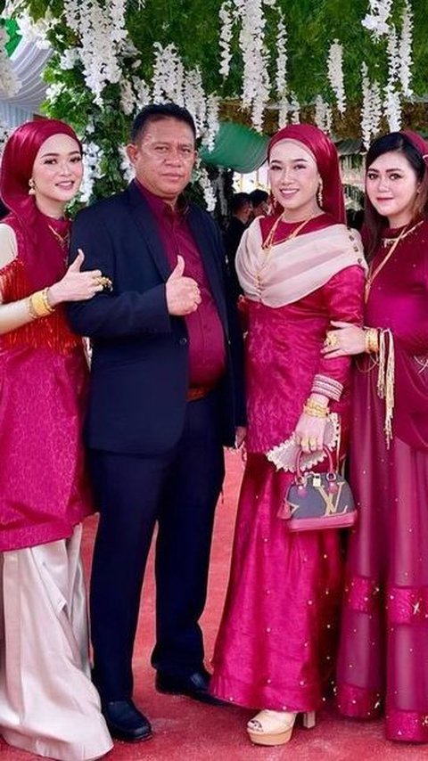 Officially Married to the Son of a Coal Entrepreneur, This is a Portrait of Three Mothers-in-law of Putri Isnari, Their Intimate Moment Becomes the Spotlight