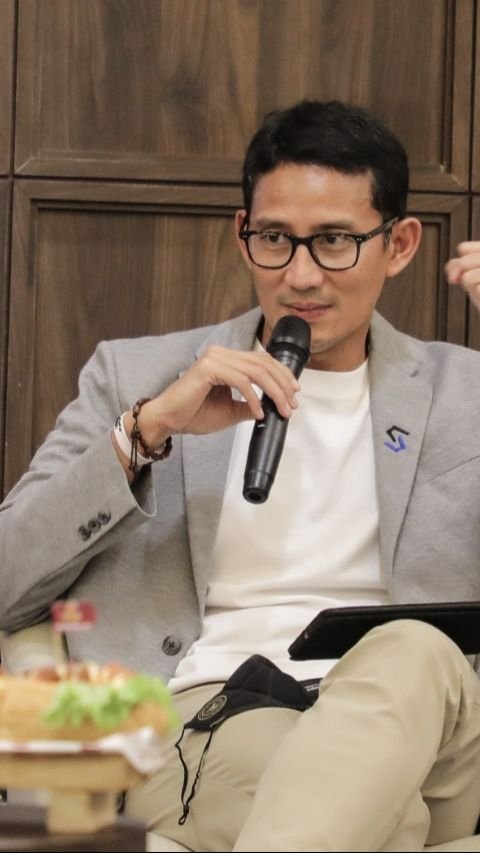 Sandiaga Uno Buka Suara Soal Isu Penerapan Iuran Pariwisata Lewat Tiket Pesawat