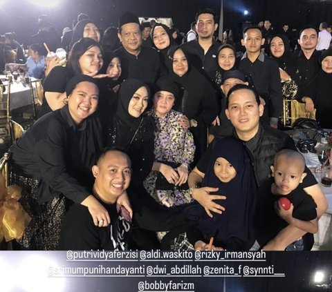 Held Like a Mini Concert, This Celebration Moment of Rizky Irmansyah's Mother's Birthday Makes People Distracted, Famous Singers as the Guests