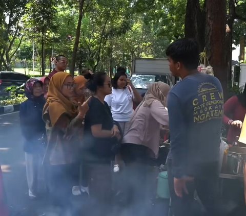 Viral di Bandung, Ini Fakta Menarik Sate Jando yang Selalu Antre Sejak Buka