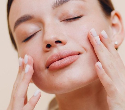 What are the Signs of Aging on the Face and When Should You Start Treatment?
