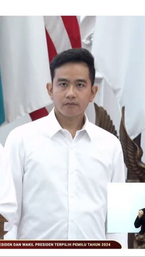 Usai Ditetapkan Jadi Wapres Terpilih, Gibran Langsung Blusukan Bagi-Bagi Susu ke Rusun Muara Baru