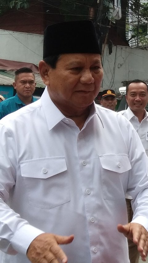 Gelar Karpet Merah, Cak Imin Sambut Prabowo Subianto di Markas PKB