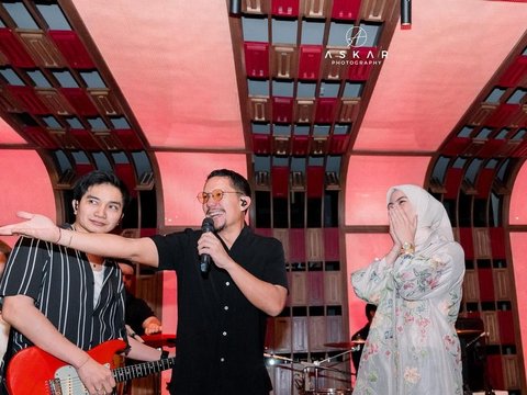 Momen Rezky Aditya Beri Surprise Ultah untuk Sang Istri, Citra Kirana Sampai Terkejut Diberi kado Gelang Berlian