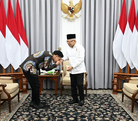 Momen Bersejarah Wakil Presiden Indonesia Termuda Bertemu yang Tertua