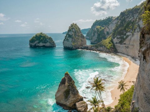 Jalan Nusa Penida Banyak yang Rusak, Ini Kata Ketua DPRD Klungkung