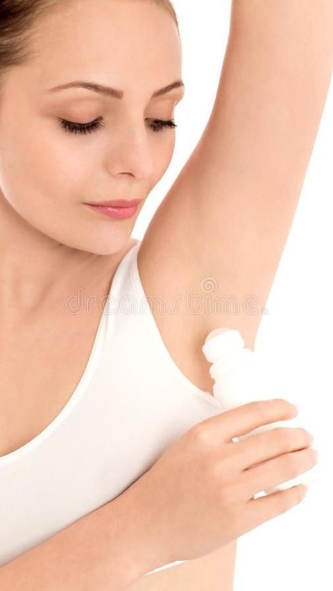 Choose a deodorant with Aluminium Chlorohydrate and Alcohol to overcome excessive sweating and body odor.