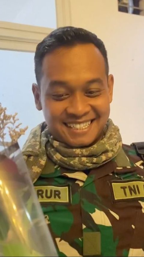Kelamaan Tugas, Prajurit TNI ini Lupa Wajah Istrinya, Ada di Depan Mata Malah Dilewati<br>