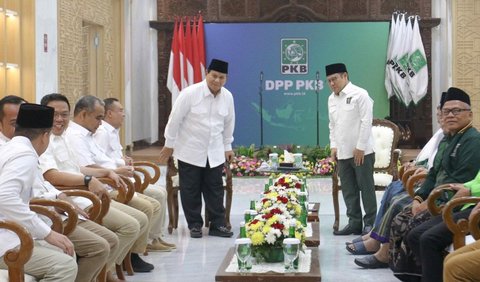 Meski demikian, PAN mengapresiasi sikap Prabowo yang langsung bersilaturahmi dengan Cak Imin setelah ditetapkan sebagai presiden terpilih oleh KPU.<br>