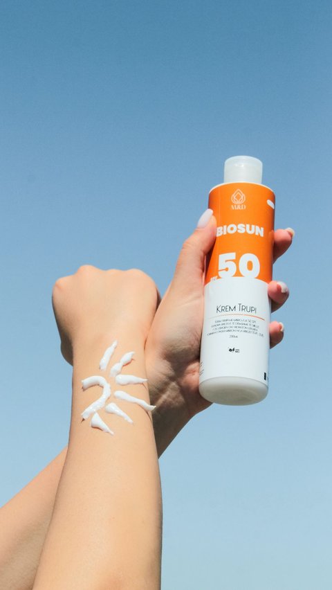 10 Sunscreen Murah Terbaik untuk Kulit, Rekomendasi Terbaru 2024<br>