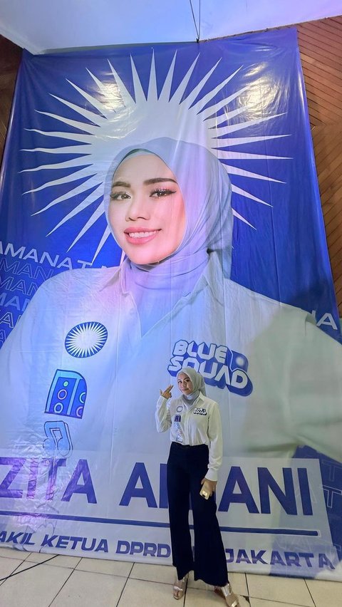 Zita memulai karier politiknya di tahun 2018. Ia maju sebagai calon legislatif dari PAN di tahun 2019. Ia berhasil menjadi anggota DPRD DKI Jakarta. Ia pun menjadi Wakil Ketua DPRD DKI Jakarta.