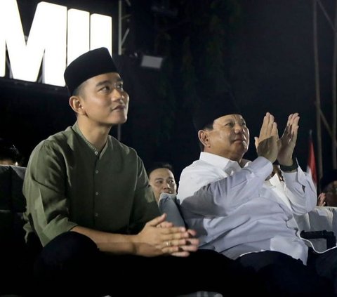 Bingkai Foto Prabowo-Gibran Ramai Dipesan, Harganya Mulai Rp80.000