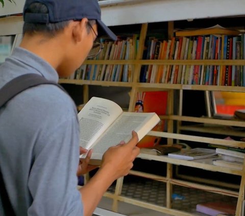 Kenalan dengan Rumah Dunia, Tempat Asyik Bagi Anak-anak di Serang untuk Mengenal Buku dan Belajar Menulis