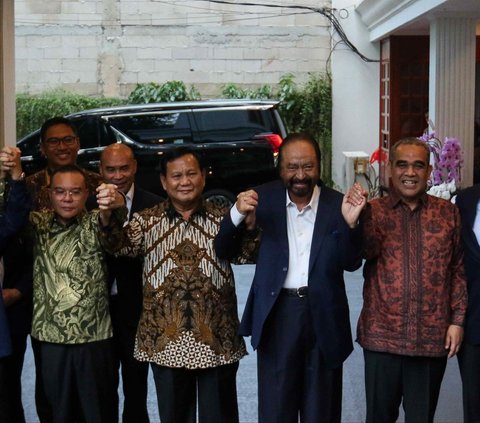 FOTO: Momen Mesra Prabowo dan Surya Paloh Rangkulan Erat, Sinyal Kuat Gabung Koalisi?