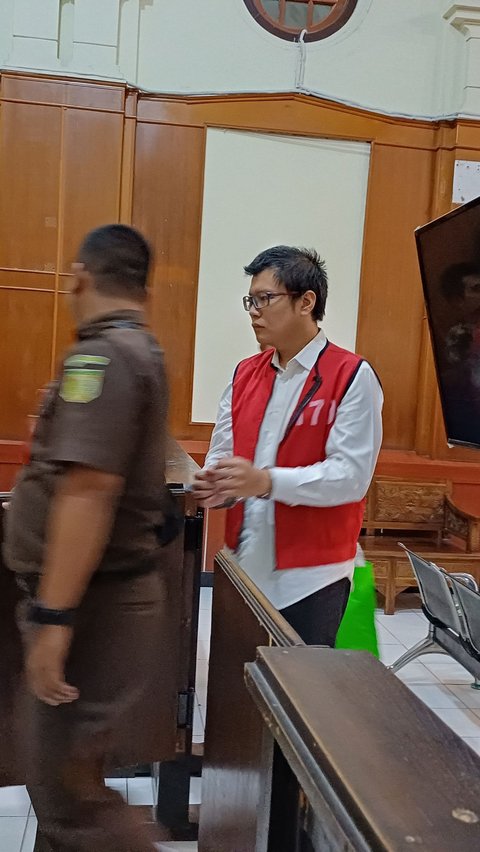 Dibeberkan Jaksa di Sidang, Begini Detik-Detik Rekaman CCTV Anak Ronald Tannur Aniaya Dini Sera hingga Tewas