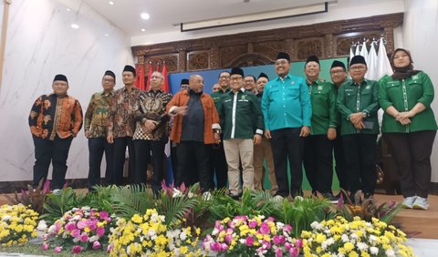 Ketua Umum Partai Kebangkitan Bangsa (PKB) Muhaimin Iskandar (Cak Imin) mengatakan, nasib Tim Nasional (Timnas) Anies-Muhaimin (AMIN) akan disudahi.<br>