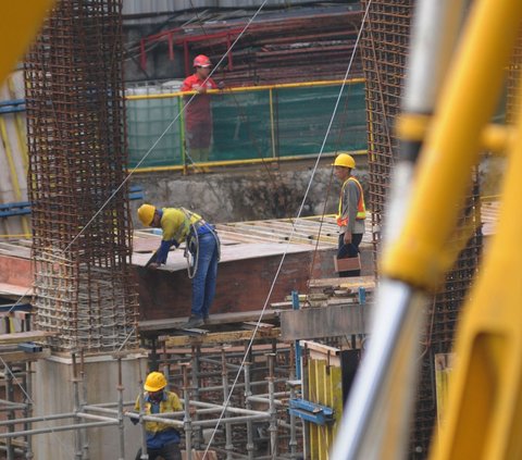 FOTO: Kenaikan Realisasi APBN 2023 Tak Sebanding dengan Serapan Tenaga Kerja di Sektor Konstruksi