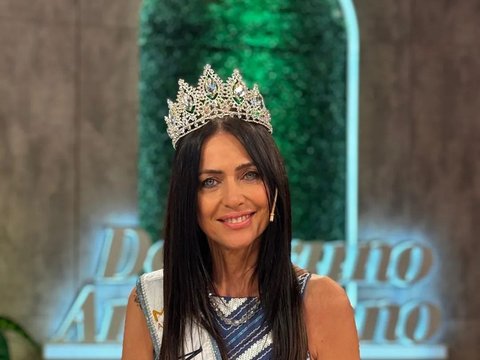 This 60-Year-Old Woman Makes It to the Beauty Queen Contest, Here's Her Secret to Staying Young
