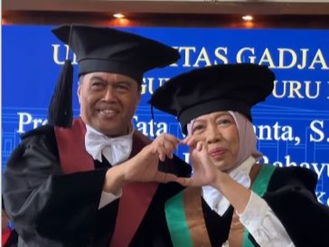 After 10 Years of Waiting, This Husband and Wife are Appointed as Professors at UGM Together