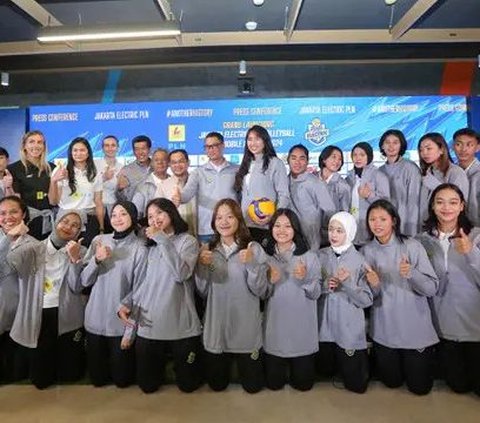 FOTO: Yolla Yuliana Kembali Memperkuat Tim Putri Jakarta Electric PLN di Gelaran PLN Mobile Pro Liga 2024