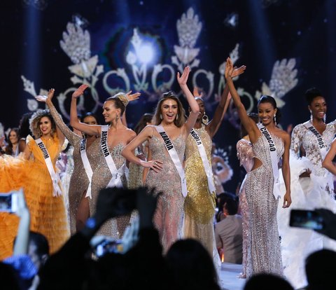 Cool! 60-Year-Old Woman Passes Miss Argentina Contest