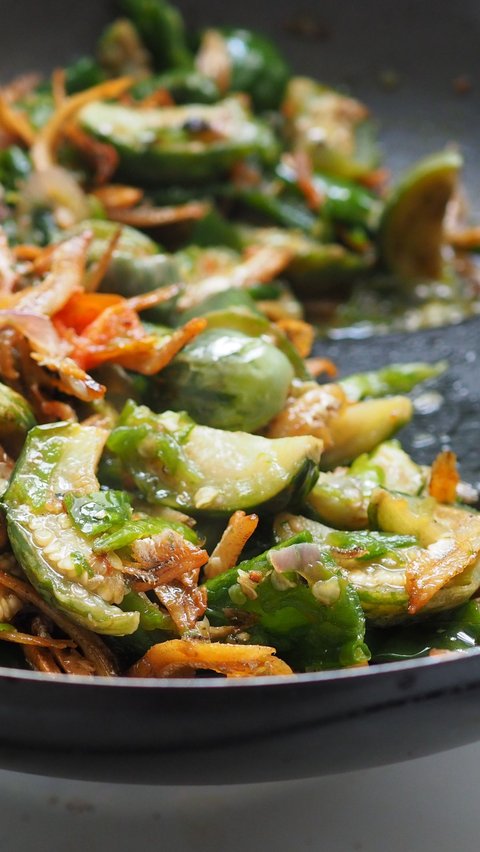 Green Eggplant Stir-Fry Recipe, Crispy and Savory Addictive