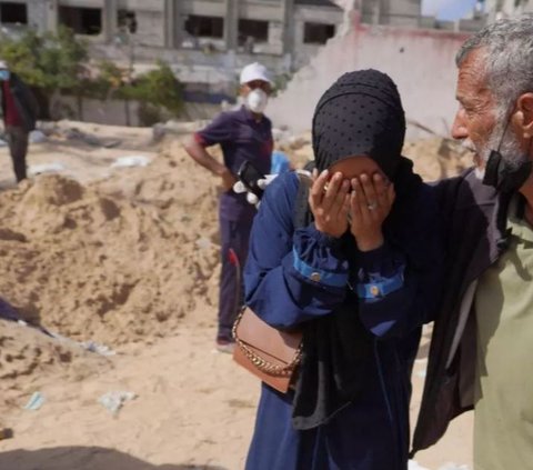 Pasukan Israel Kubur Hidup-Hidup Warga Palestina dalam Kuburan Massal di RS Nasser Gaza