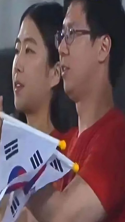 Viral Face of South Korean Supporter in the 2024 U-23 Asian Cup, Plek-ketiplek Bung Towel, Netizens' Comments Make You Scratch Your Head