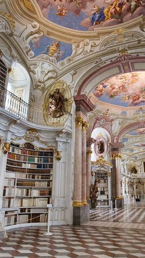 <b>Potret Perpustakaan Biara Terbesar di Dunia, Punya Desain yang Luar Biasa Indah</b>