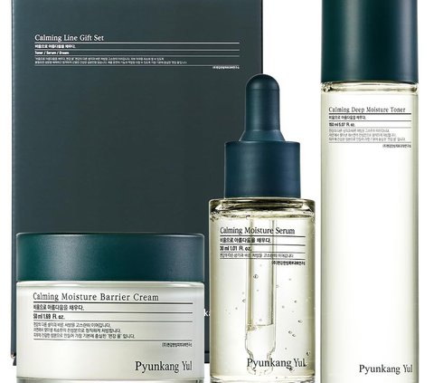 Skincare berperan penting dalam perawatan kulit, termasuk bagi wanita 40 tahun ke atas. Yuk ikuti rekomendasi skincare Korea berikut!