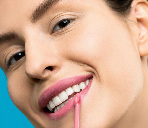 3 Trik Samarkan Bibir Gelap dengan Makeup On Point
