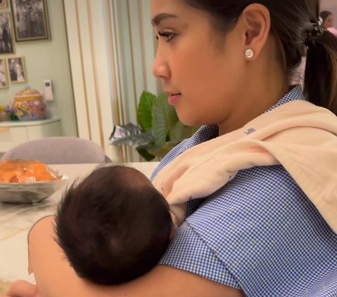Merry Blak-blakan Tentang Baby Lily Putri Adopsi Nagita Slavina dan Raffi Ahmad