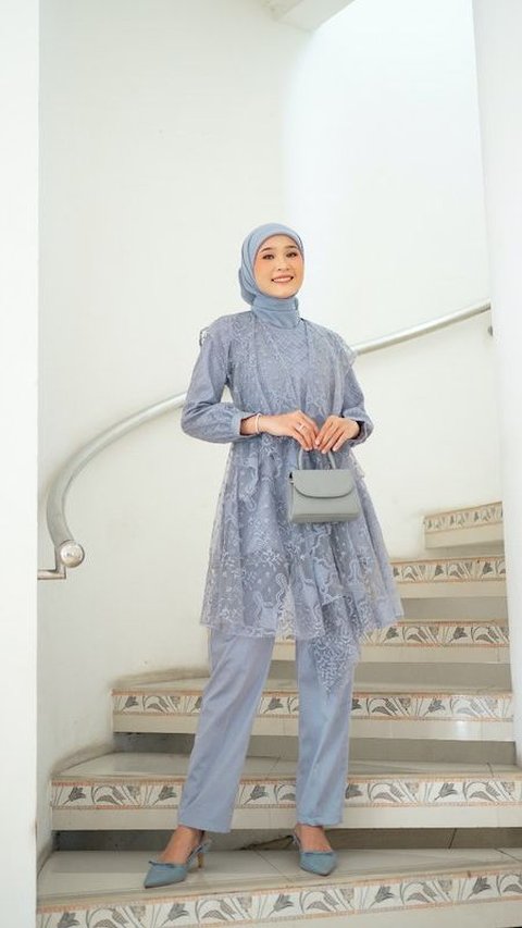 Rekomendasi baju bridesmaid dengan model cantik dan terbaik di 2024.