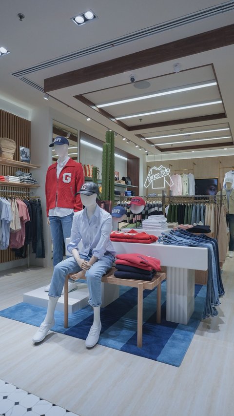 View Gant Collection with Unique American Style Fashion Design