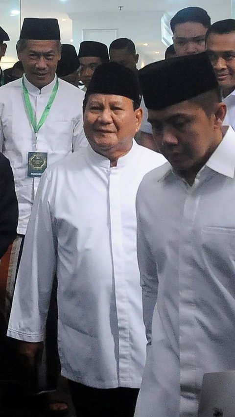 FOTO: Momen Prabowo-Gibran Hadiri Halal Bihalal di PBNU Sempat Diwarnai Senda Gurau Menteri Bahlil yang Mengundang Tawa