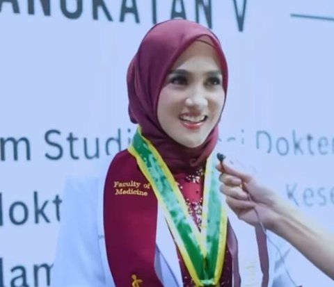 UIN Makassar Graduate Doctor Gives Strong Code to Get Married, Netizens Worry About the Cost of the Proposal