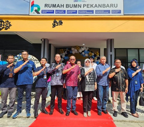 Rumah BUMN Pekanbaru menaungi 3.200 UMKM lokal Pekanbaru dan telah secara rutin melakukan pelatihan sebanyak 120 kali untuk memfasilitasi UMKM naik kelas sejalan dengan visi Menteri BUMN Erick Thohir.