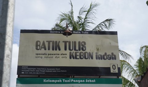 Batik Tulis Bayat Gunakan Pewarna Alami