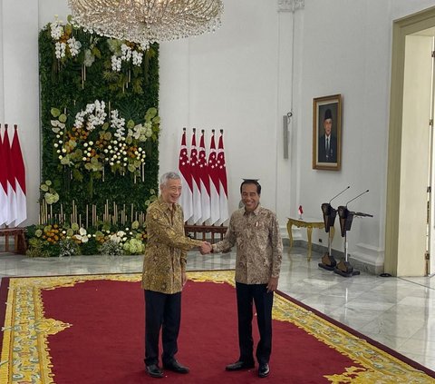 Momen Jokowi Ajak Menhan Prabowo Bincang Akrab dengan PM Singapura Lee Hsien Loong di Istana Bogor