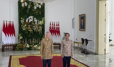 Presiden Joko Widodo (Jokowi) mengapresiasi implementasi perjanjian Flight Information Region (FIR) pertahanan dan ekstradisi antara Indonesia-Singapura.<br>