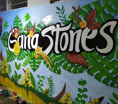 Fakta Menarik Gang Stones di Bandung, Berasa Jadi Tetangganya Mick Jagger