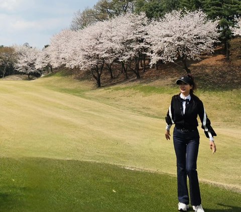 Shin Tae-yong's Wife Flies to Qatar to Support Husband in the Semi-finals of the U-23 Asian Cup