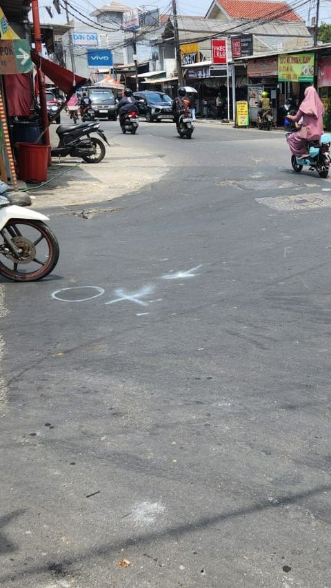 Pengendara Motor di Depok Jadi Korban Tabrak Lari Pengemudi Mobil Dinas Polisi